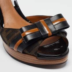 Fendi Black/Brown Canvas And Leather Bow Pep Toe Ankle Strap Sandals Size 39
