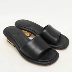 Pre Owned Fendi Black Leather Baguette Slide Sandals Size 37