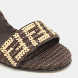 مملوكة مسبقًا صندل فندي دلفينا جلد ورافيا بني / بيج مقاس 38