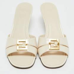 Pre Owned Fendi Cream Leather FF Buckle Slide Sandals Size 38.5