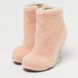 مملوكة مسبقًا Fendi Light Pink Shearling Ice Heel Ankle Boots Size 38
