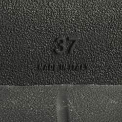 Pre Owned حذاء رياضي فندي نسيج تريكو أزرق كحلي مرتفع مقاس 37