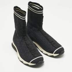 Pre Owned حذاء رياضي فندي نسيج تريكو أزرق كحلي مرتفع مقاس 37