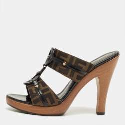 Pre Owned Fendi Brown Canvas and Patent Leather Zucca Slide Sandals Size 40.5