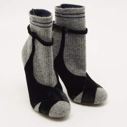 مملوكة مسبقًا حذاء بوت فنزدي تويد ومخملي رمادي/أسود مقاس 36