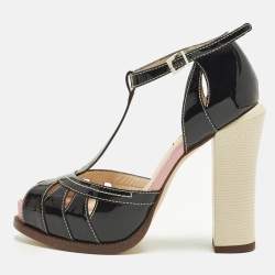 مملوكة مسبقًا Fendi Chameleon Size 35.5 Black Patent Leather Ankle Strap Sandals