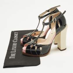 Pre Owned Fendi Chameleon Size 35.5 Black Patent Leather Ankle Strap Sandals