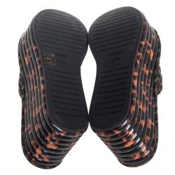 مملوكة مسبقًا Fendi Brown/Black Zucca Canvas Promenade Wedge Platform Slide Sandals Size 36.5