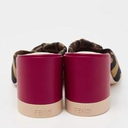 مملوكة مسبقًا حذاء سلايد فندي ساتان مطبوع شعار الماركة ثلاثي اللون بعقدة ملتفة مقدمة مفتوحة مقاس 40