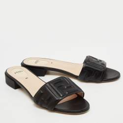 Pre Owned Fendi Black Leather Signature FF Flat Sandals Size 40 