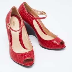 Pre Owned Fendi Red Crocodile Peep Toe Wedge Pumps Size 40