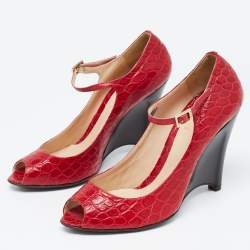Pre Owned Fendi Red Crocodile Peep Toe Wedge Pumps Size 40