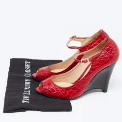 Pre Owned Fendi Red Crocodile Peep Toe Wedge Pumps Size 40