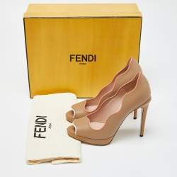 Pre Owned Fendi Beige Lizard Embossed and Leather Scalloped Peep Toe Platform Pumps Size 36