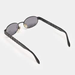 Pre Owned Fendi Black MOD. SL 7123 Oval  Sunglasses