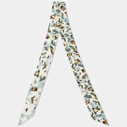 Pre Owned Fendi Blue Print Silk Rappy Bandeau Scarf