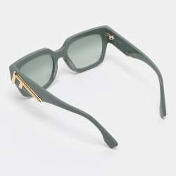 Pre Owned Fendi Green FE400991 Square Sunglasses