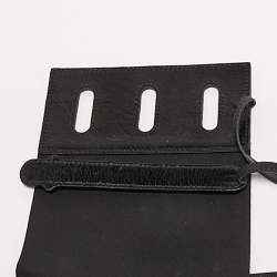 مملوكة مسبقًا حزام فندي عريض خصر مرن وجلد أسود