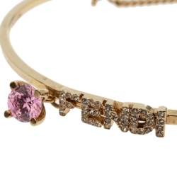 Pre Owned سوار فندي دلاية شعار الماركة مزخرف كريستال ذهبي اللون مقاس كبير - لارج