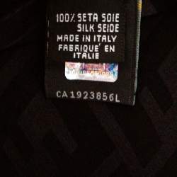 Pre Owned وشاح فندي حرير طباعة زوكا أسود