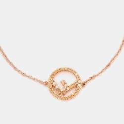 مملوكة مسبقًا سوار فندي إف فندي لون ذهبي مزخرف كريستال