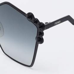 مملوكة مسب قًا Fendi Black Tone/ Grey Gradient 0261/S Studded Sunglasses
