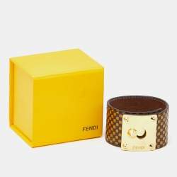 Pre Owned Fendi Leather Gold Tone Bracelet