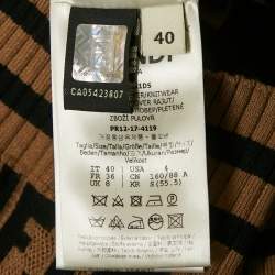 مملوكة مسبقًا توب فاندي ياقة دائرية بنقشة زوكا جاكار بني مقاس صغير