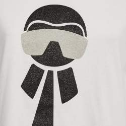 Pre Owned تي شيرت فاندي جيرسي أبيض معدني بطبعة كارل مقاس متوسط