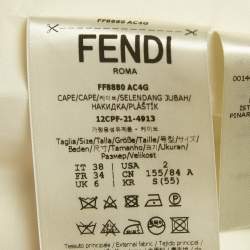 مملوكة مسبقًا معطف كيب من مزيج الصوف بلون الكريم فندي مقاس صغير