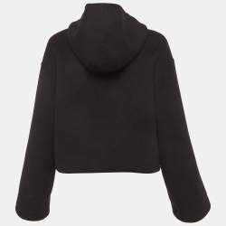 Pre Owned جاكيت فنـدي عكسي زوكا مزين بطبعة مونوجرام مصنوع من الصوف باللون الأسود مقاس صغير (سمول)