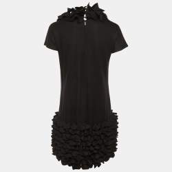 مملوكة مسبقًا فستان فنْدي صُوف أسود محدود الطول مع ثنيات الركبة مقاس وسط (ميديم)