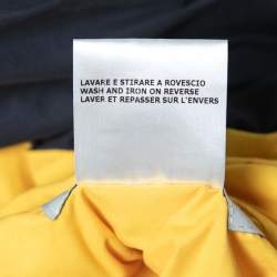 Pre Owned جاكيت بهودي فندي ويندبركر ألياف صناعية أسود وأصفر مقاس صغير - سمول