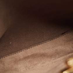 Pre Owned Fendi Beige Leather Medium Peekaboo Top Handle Bag