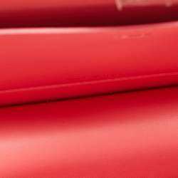 Pre Owned Fendi Pink Patent Leather Medium Peekaboo Cut Bag