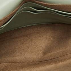 مملوكة مسبقًا حقيبة كروس فندي بي باغيت ميني جلد وردي  