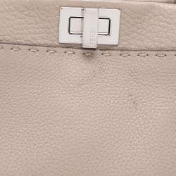 مملوكة مسبقًا حقيبة فندي ميني بيكابوو جلد سيليريا أسود بيد علوية