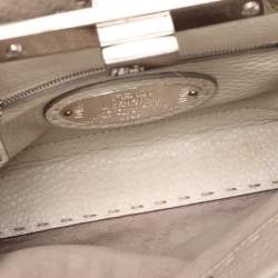 مملوكة مسبقًا حقيبة فندي ميني بيكابوو جلد سيليريا أسود بيد علوية