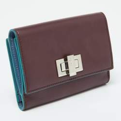 Pre Owned Fendi Burgundy Leather Peekaboo Trifold Wallet