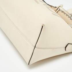 Pre Owned Fendi Cream Leather Medium By The Way Bag