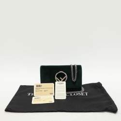 مملوكة مسبقًا Fendi Green Velvet F is Fendi Wallet On Chain