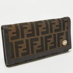 مملوكة مسبقًا Fendi Tobacco Zucca Canvas and Leather Flap Continental Wallet