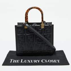 مملوكة مسبقًا Fendi Black FF Embossed Leather Small Sunshine Tote