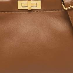 Pre Owned Fendi Brown Leather Medium Peekaboo Top Handle Bag