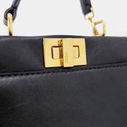 مملوكة مسبقًا Fendi Black Leather Fendi Micro Peekaboo bag