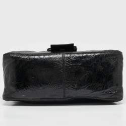 Pre Owned حقيبة كتف فندي ماما باغويت جلد لامع أسود مجعد