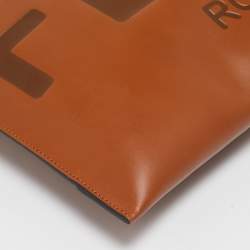 Pre Owned Fendi Brown Leather Flat Zip Wristlet Pouch