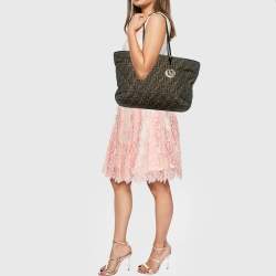 Pre Owned Fendi Black/Tobacco Quilted Zucca Fabric and Patent Leather Roll Tote