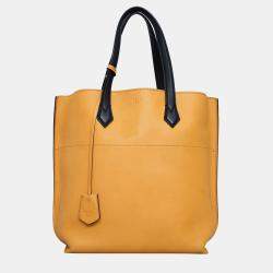 Pre Owned Fendi Light Orange Leather Shopping Tote Bag