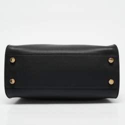 Pre Owned Fendi Black Leather Peekaboo Iconic Essentially Top Handle Bag